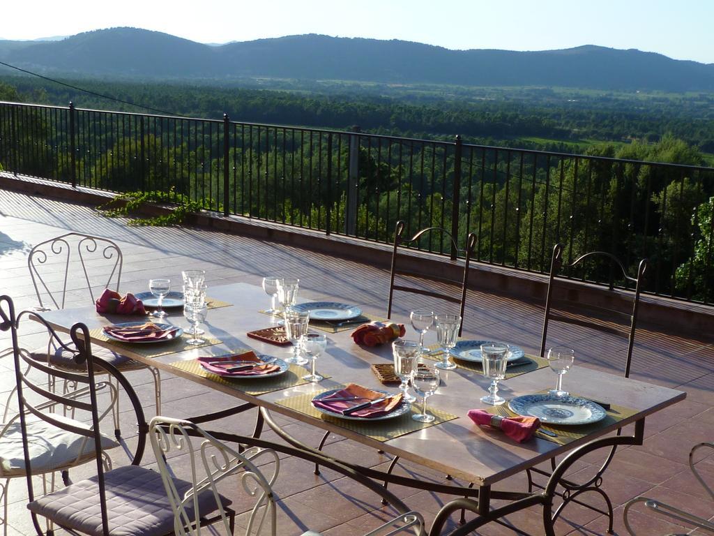Bed And Breakfast La Maison De Nathalie Les Mayons Esterno foto