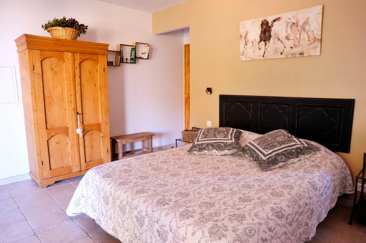 Bed And Breakfast La Maison De Nathalie Les Mayons Esterno foto